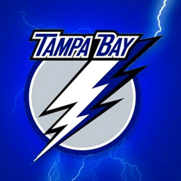 Tampa Bay Lightning Championship Ring... Fast shipped from USA - Picture 2 of 3